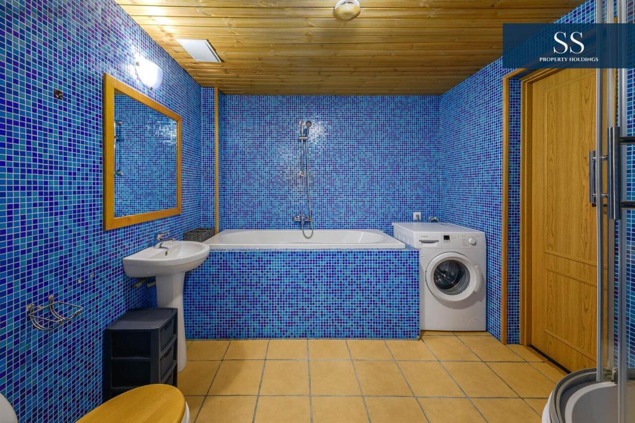 Central 3Br & 4Br Stays Tallinn Exterior photo