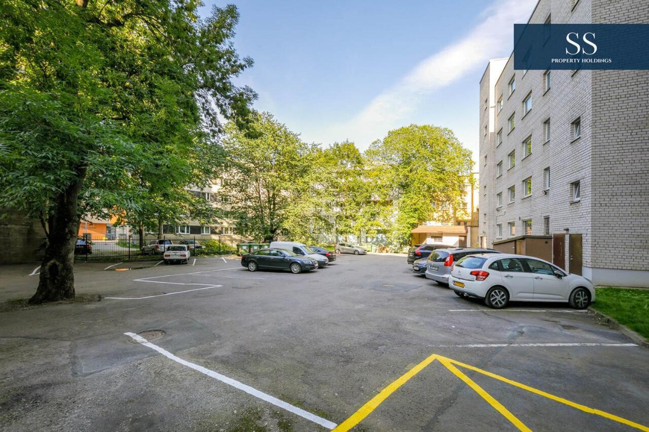 Central 3Br & 4Br Stays Tallinn Exterior photo