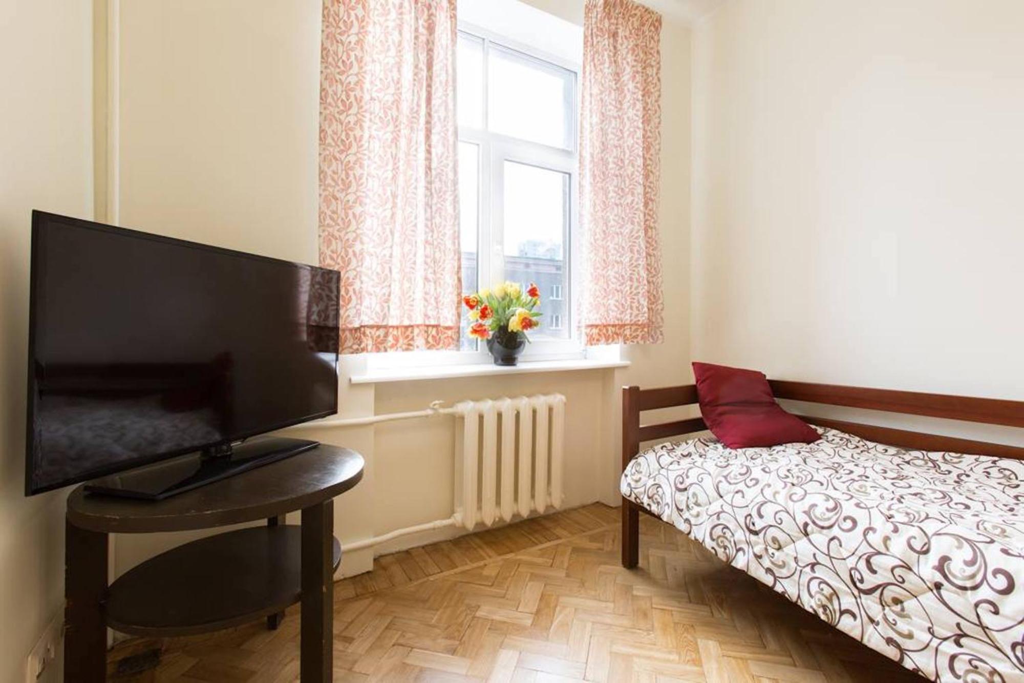Central 3Br & 4Br Stays Tallinn Exterior photo